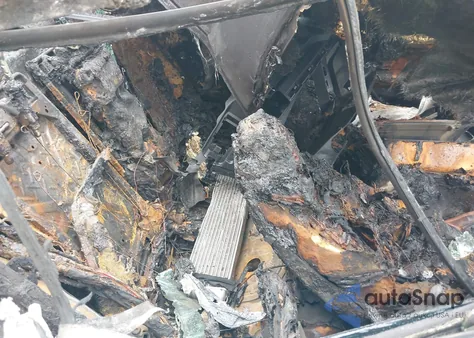 2022 BMW M5 из США, поврежденный, VIN WBS83CH09NCH79092